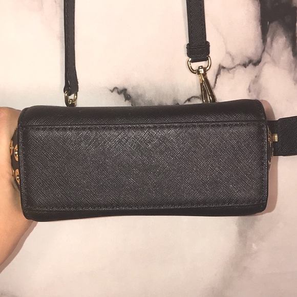 Sold On Another Sale Site - Picture 4 of 8